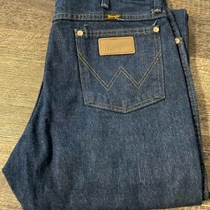 32-30 Wrangler jeans